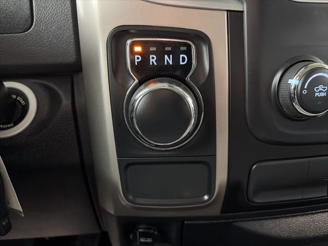 2017 RAM 1500 SLT Quad Cab 4x2 6'4' Box