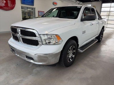 2017 RAM 1500 SLT Quad Cab 4x2 6'4' Box