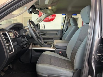 2017 RAM 1500 Big Horn Crew Cab 4x4 5'7' Box