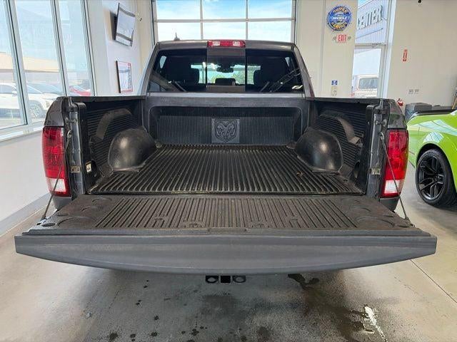 2017 RAM 1500 Big Horn Crew Cab 4x4 5'7' Box