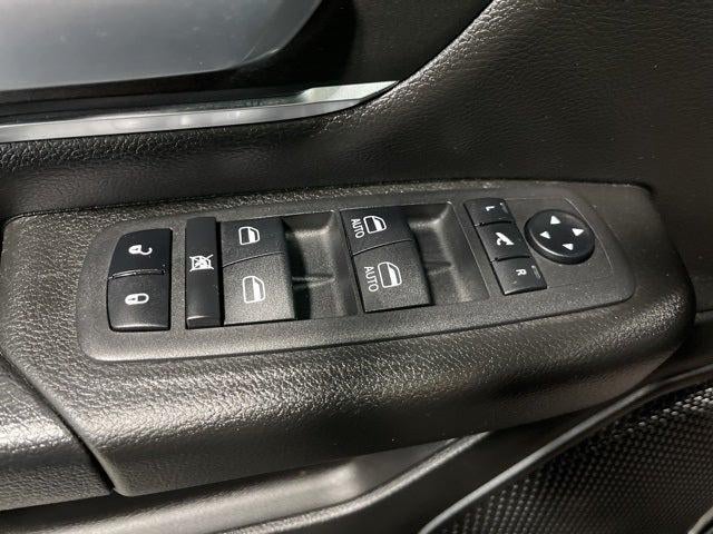 2024 RAM 1500 Big Horn Crew Cab 4x4 5'7' Box