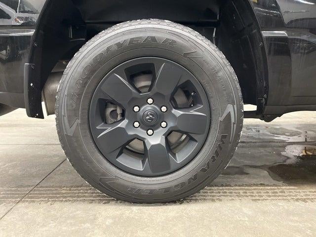 2024 RAM 1500 Big Horn Crew Cab 4x4 5'7' Box