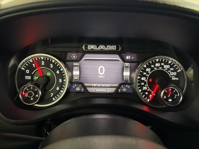 2023 RAM 1500 Big Horn Crew Cab 4x4 5'7' Box