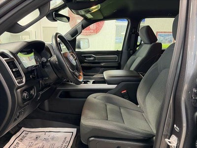 2023 RAM 1500 Big Horn Crew Cab 4x4 5'7' Box