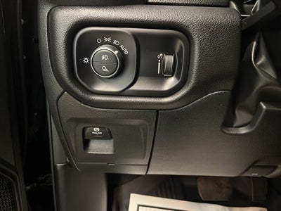 2024 RAM 1500 Big Horn Crew Cab 4x4 5'7' Box