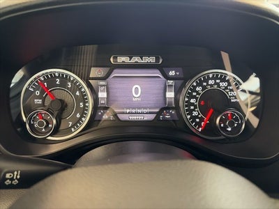 2023 RAM 1500 Big Horn Crew Cab 4x4 5'7' Box