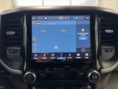 2022 RAM 1500 Big Horn Crew Cab 4x4 5'7' Box