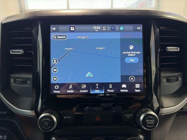 2022 RAM 1500 Big Horn Crew Cab 4x4 5'7' Box