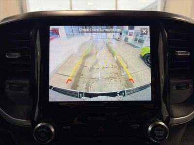 2022 RAM 1500 Big Horn Crew Cab 4x4 5'7' Box