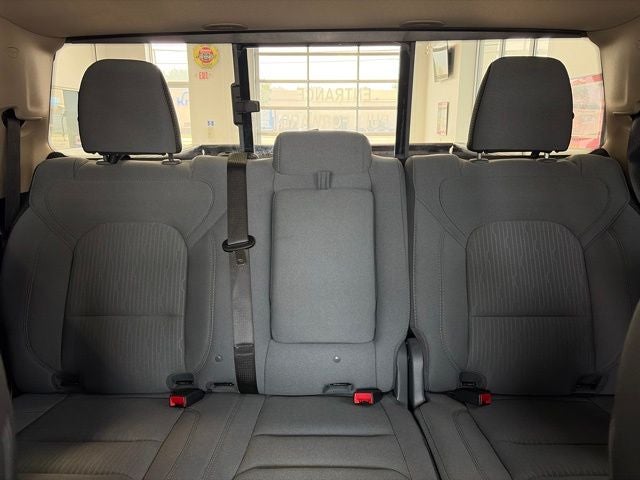 2020 RAM 1500 Big Horn Crew Cab 4x4 5'7' Box