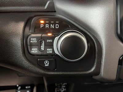 2020 RAM 1500 Big Horn Crew Cab 4x4 5'7' Box