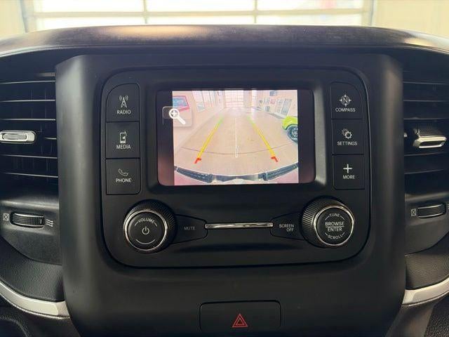 2020 RAM 1500 Big Horn Crew Cab 4x4 5'7' Box