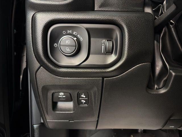 2023 RAM 1500 Big Horn Quad Cab 4x4 6'4' Box