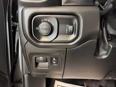 2021 RAM 1500 Big Horn Quad Cab 4x4 6'4' Box