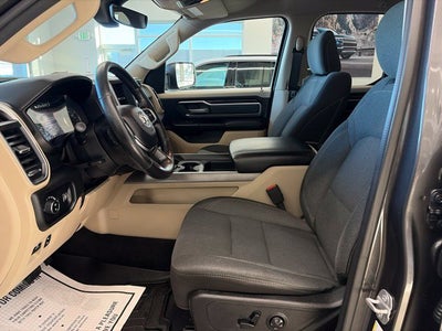 2020 RAM 1500 Big Horn Quad Cab 4x4 6'4' Box