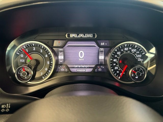 2020 RAM 1500 Big Horn Quad Cab 4x4 6'4' Box