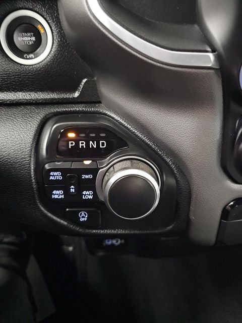 2020 RAM 1500 Big Horn Quad Cab 4x4 6'4' Box