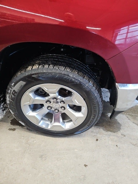 2020 RAM 1500 Big Horn Quad Cab 4x4 6'4' Box