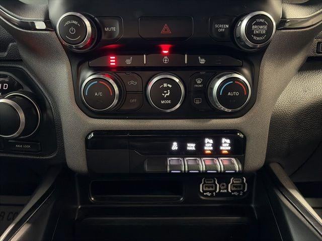 2023 RAM 1500 Big Horn Crew Cab 4x4 5'7' Box