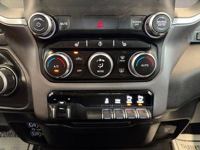 2020 RAM 1500 Big Horn Crew Cab 4x4 5'7' Box
