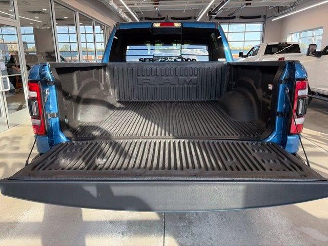 2024 RAM 1500 Big Horn Crew Cab 4x4 5'7' Box