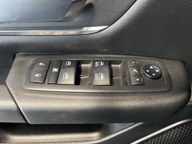 2019 RAM 1500 Big Horn/Lone Star Crew Cab 4x4 5'7' Box