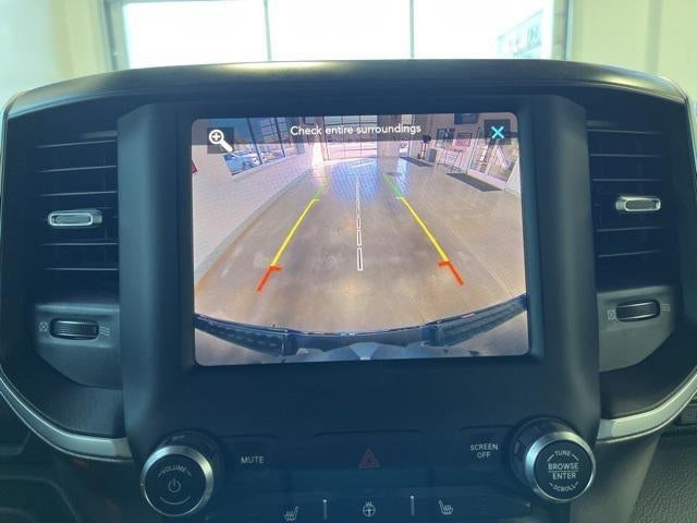 2019 RAM 1500 Big Horn/Lone Star Crew Cab 4x4 5'7' Box