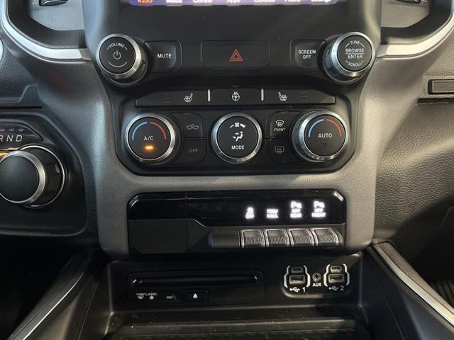 2019 RAM 1500 Big Horn/Lone Star Crew Cab 4x4 5'7' Box