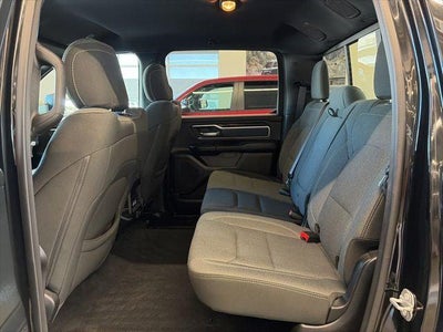 2021 RAM 1500 Big Horn Crew Cab 4x4 5'7' Box
