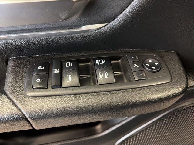 2019 RAM 1500 Big Horn/Lone Star Crew Cab 4x4 5'7' Box