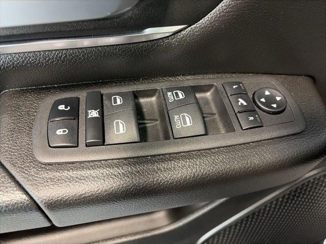 2024 RAM 1500 Big Horn Crew Cab 4x4 5'7' Box