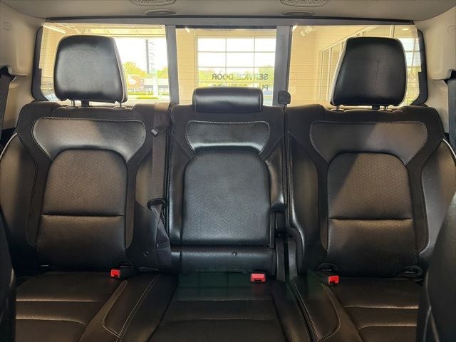 2022 RAM 1500 Laramie Crew Cab 4x4 5'7' Box