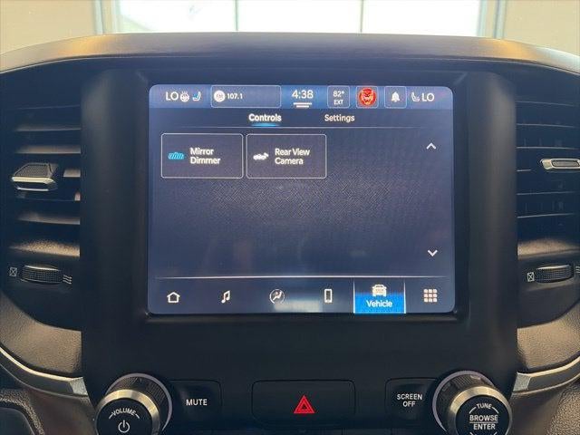 2022 RAM 1500 Laramie Crew Cab 4x4 5'7' Box