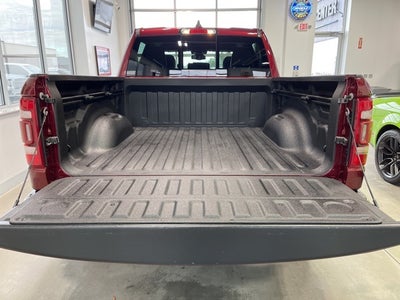 2019 RAM 1500 Laramie Crew Cab 4x4 5'7' Box