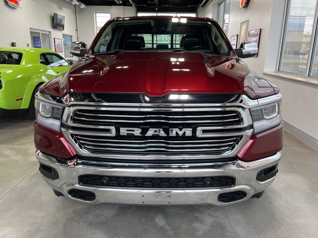 2019 RAM 1500 Laramie Crew Cab 4x4 5'7' Box