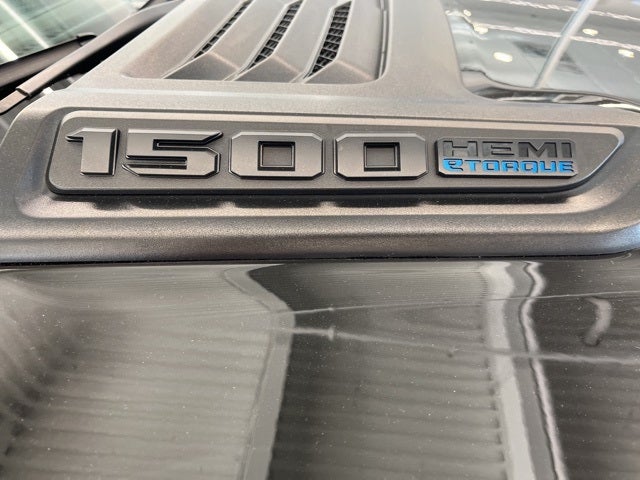 2023 RAM 1500 Laramie Crew Cab 4x4 5'7' Box