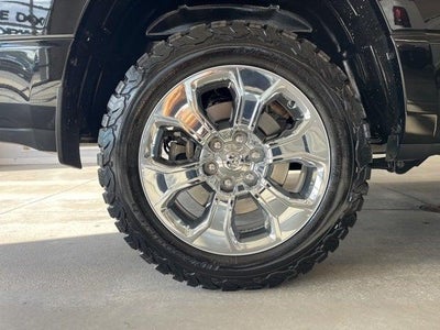 2023 RAM 1500 Laramie Crew Cab 4x4 5'7' Box