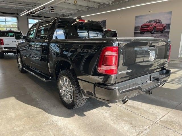 2023 RAM 1500 Laramie Crew Cab 4x4 5'7' Box