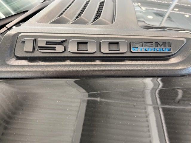 2023 RAM 1500 Laramie Crew Cab 4x4 5'7' Box