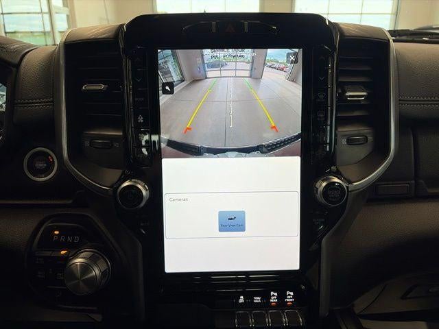 2023 RAM 1500 Laramie Crew Cab 4x4 5'7' Box