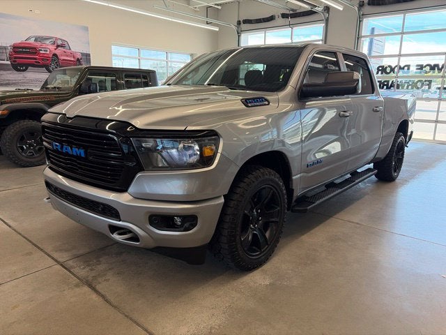 2020 RAM 1500 Big Horn Crew Cab 4x4 6'4' Box