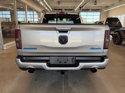 2020 RAM 1500 Big Horn Crew Cab 4x4 6'4' Box