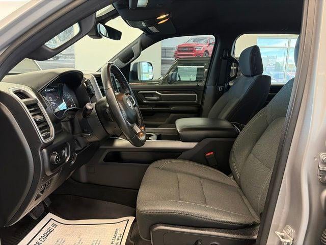 2020 RAM 1500 Big Horn Crew Cab 4x4 6'4' Box