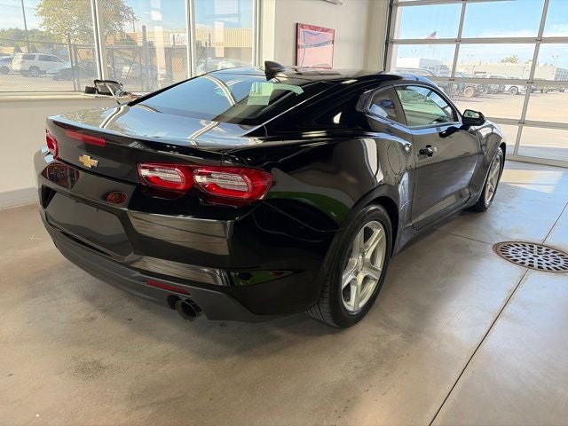 2023 Chevrolet Camaro RWD Coupe 1LT