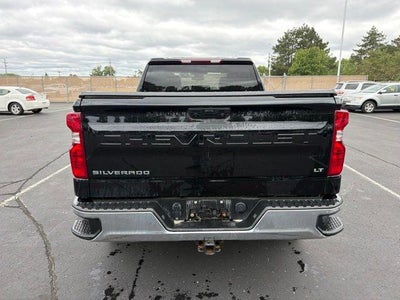 2022 Chevrolet Silverado 1500 4WD Double Cab Standard Bed LT with 2FT