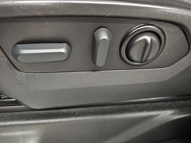 2021 Chevrolet Silverado 1500 4WD Crew Cab Short Bed RST