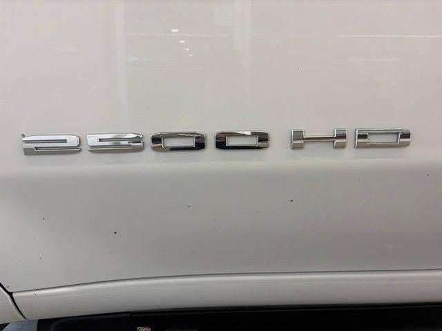 2022 GMC Sierra 2500HD 4WD Crew Cab Standard Bed SLT