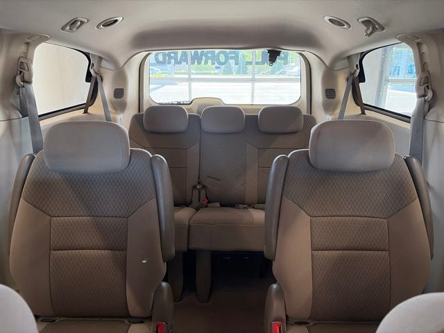 2009 Chrysler Town & Country LX