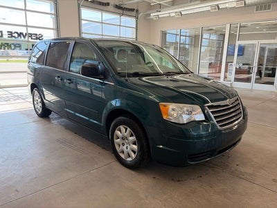 2009 Chrysler Town & Country LX