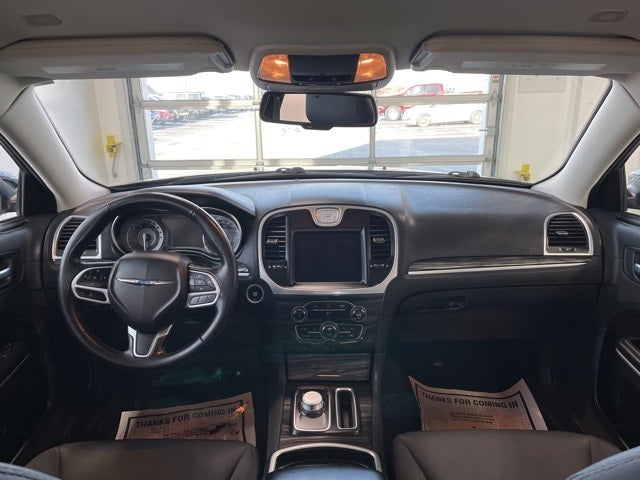 2022 Chrysler 300 Touring AWD